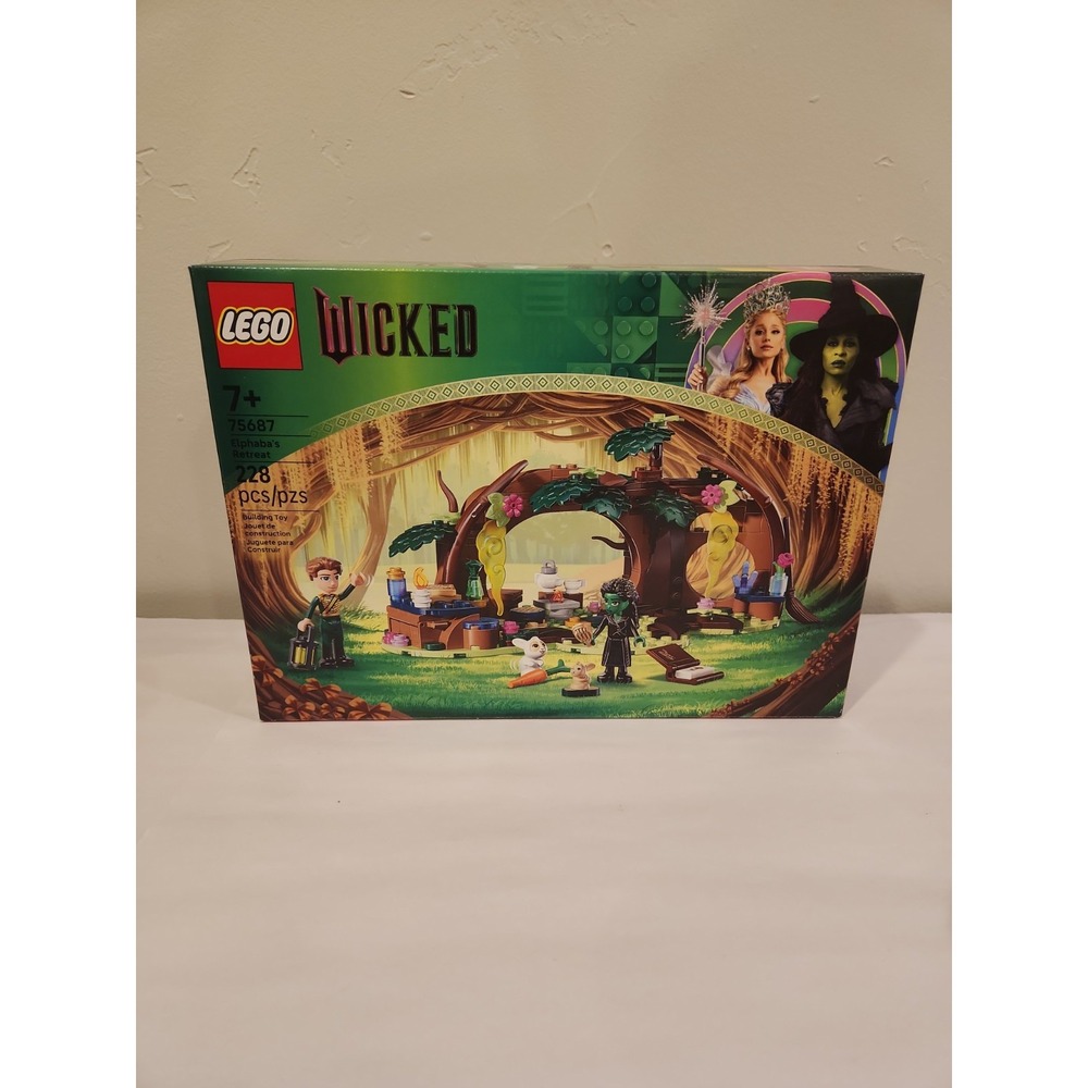 Lego Set Wicked "Elphaba's Retreat" 228 Pieces (Ages 7+) BRAND NEW!